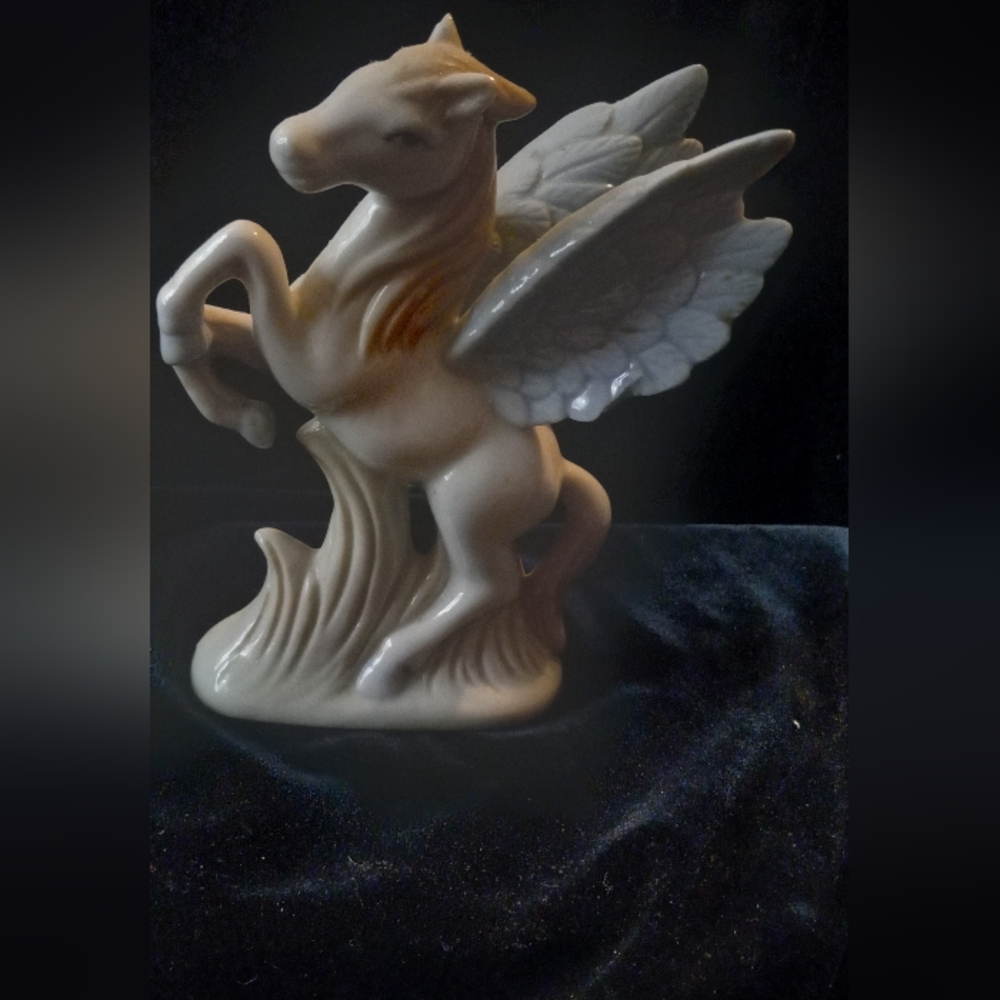 Pegasus Horse 6 In